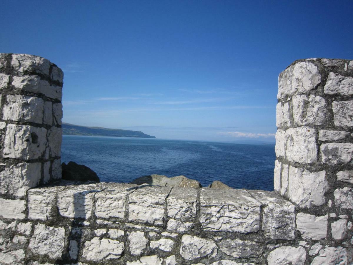 Villa The Lookout, Glenarm Extérieur photo